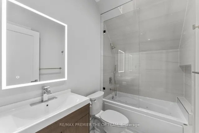 Additional image 22 of 26 Seventeenth St