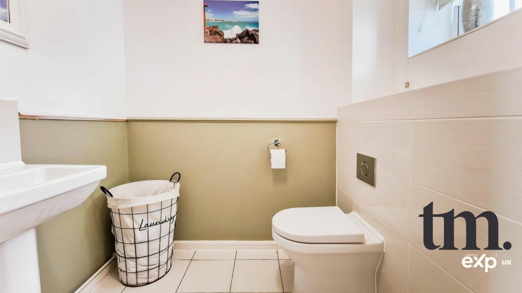 Additional image 11 of Farmer Close, Little Canfield, Dunmow, CM6 1HX