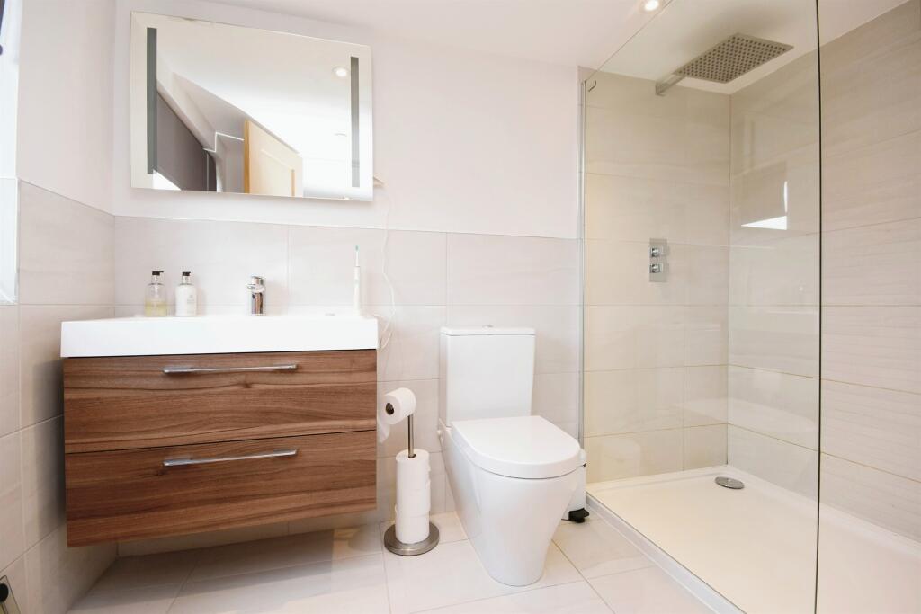 Additional image 11 of Finchley Avenue, Chelmsford