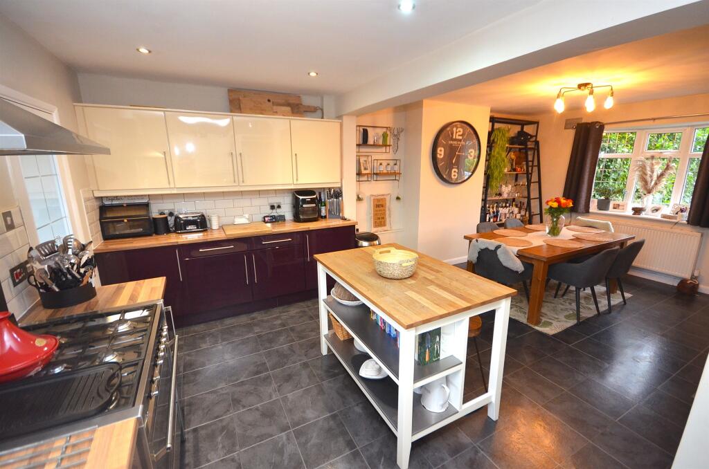 Additional image 10 of Sunnyfields Road, Braintree