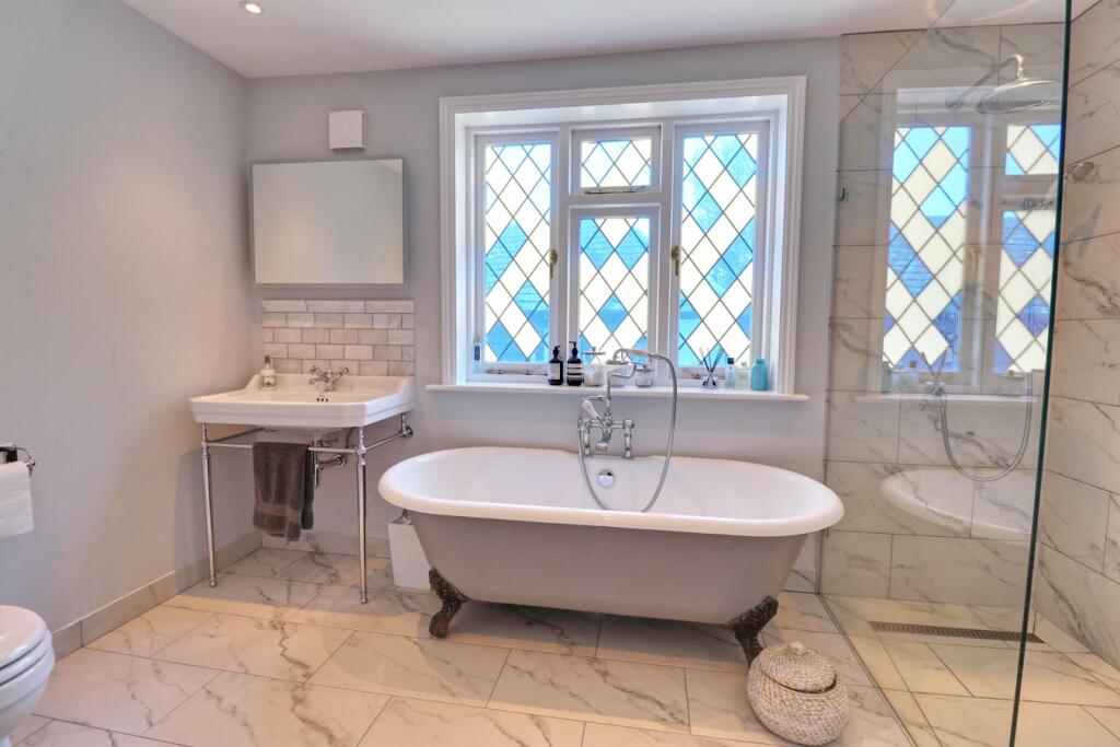 Additional image 16 of Old Harlow, CM17