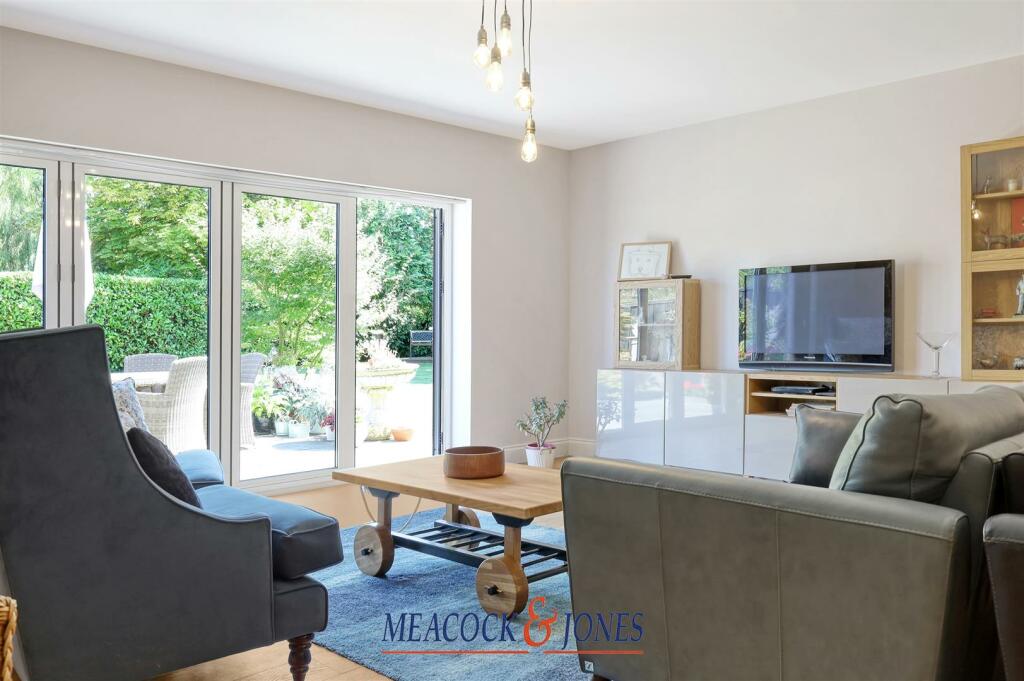 Additional image 11 of Blackmore Road, Hook End, Brentwood