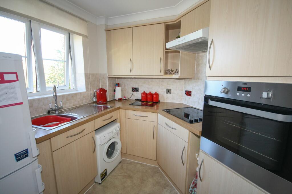 Additional image 4 of Southend Road, Southwood Court Southend Road, CM11