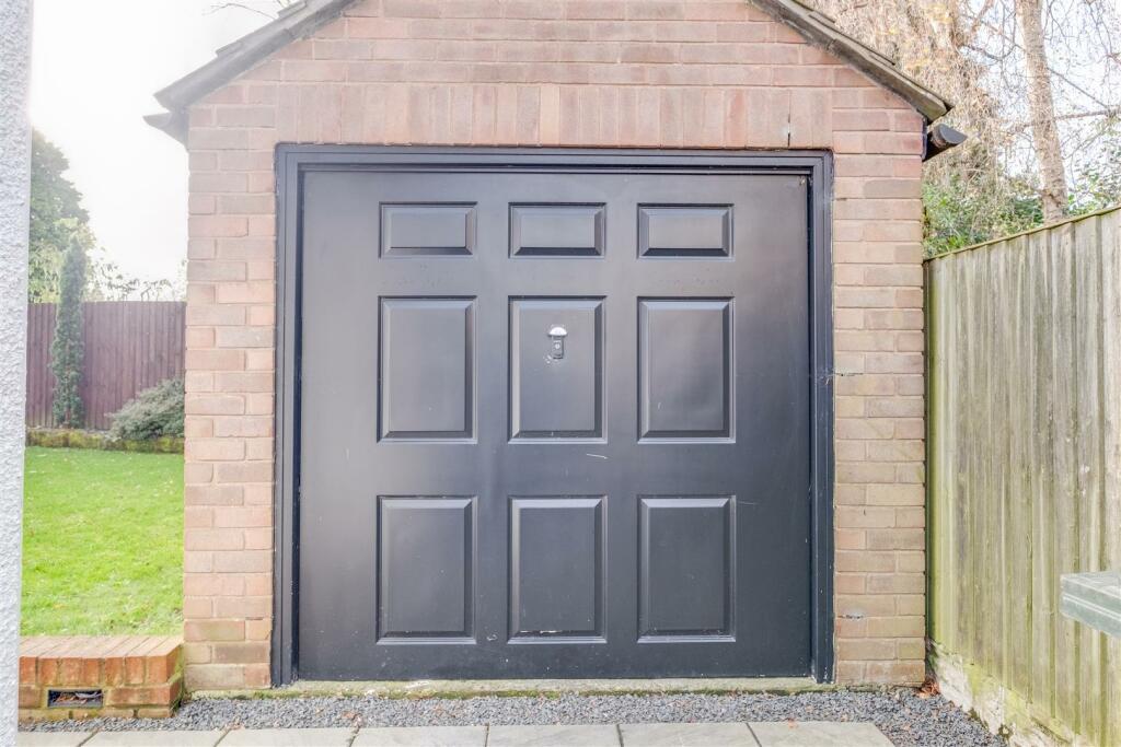 Additional image 21 of Victoria Road, Little Neston
