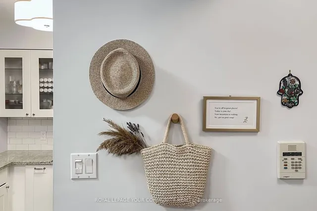 Additional image 11 of 35 Merton St Unit 1008