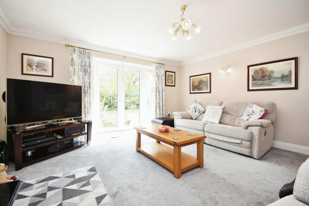 Additional image 4 of Burnham Avenue, Chelmsford, CM3