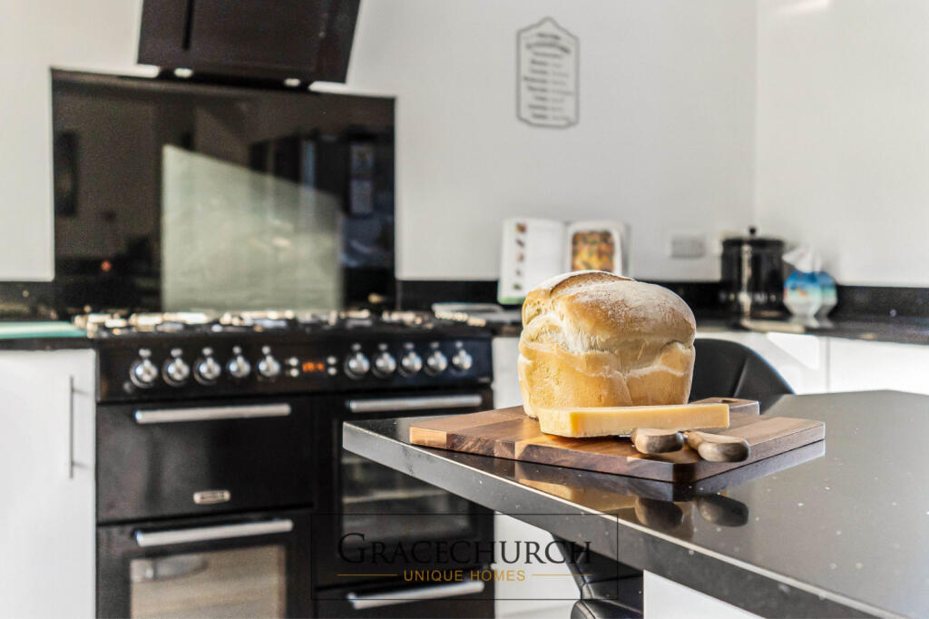 Additional image 8 of Elm Close, Epping CM16