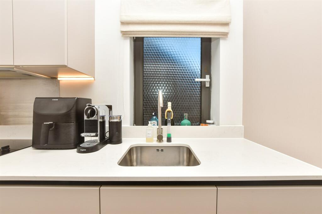 Additional image 8 of Croydon Road, Caterham, Surrey