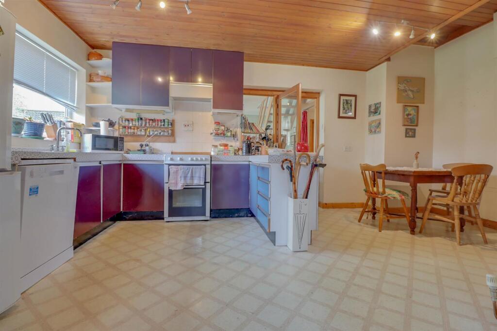 Additional image 7 of Orchard Avenue, Ramsden Bellhouse