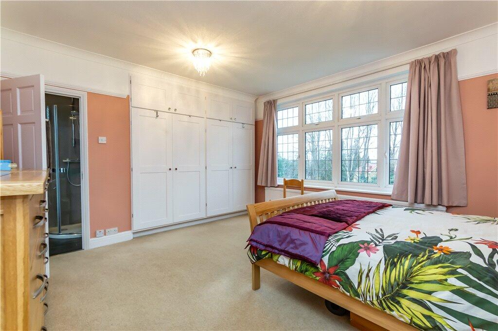 Additional image 21 of Fitzjames Avenue, Croydon, CR0