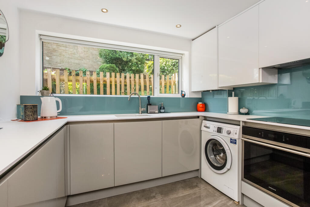 Additional image 3 of Dunedin Drive, Caterham, CR3