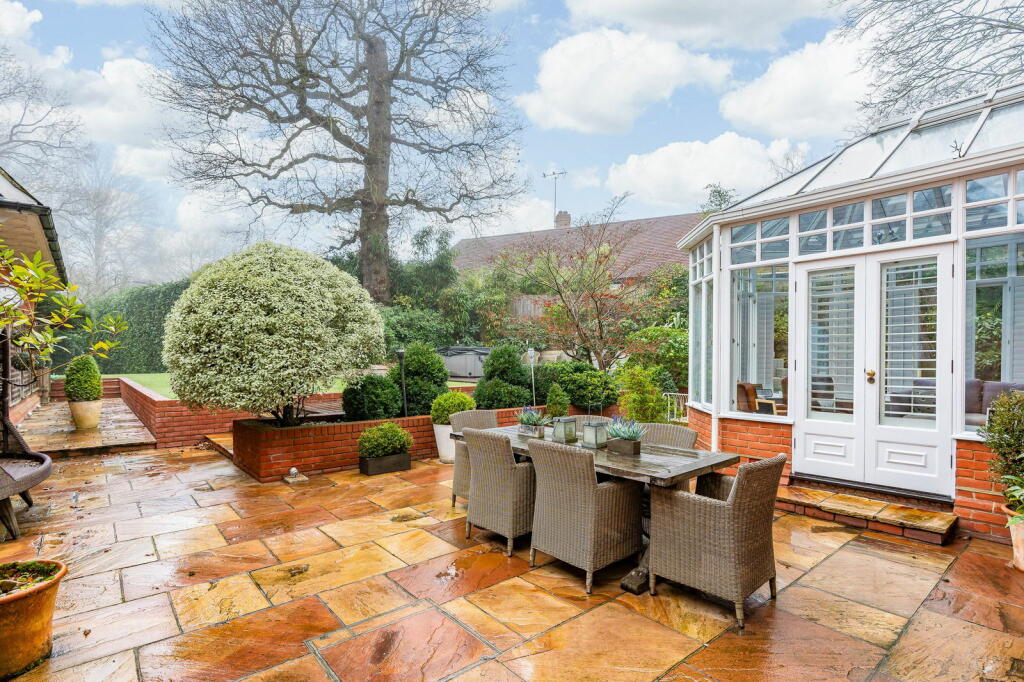 Additional image 44 of Thorndon Approach, Herongate, Brentwood, CM13 3PA