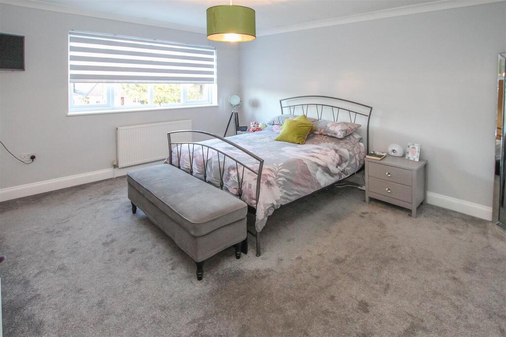 Additional image 15 of Harpers Lane, Doddinghurst, Brentwood