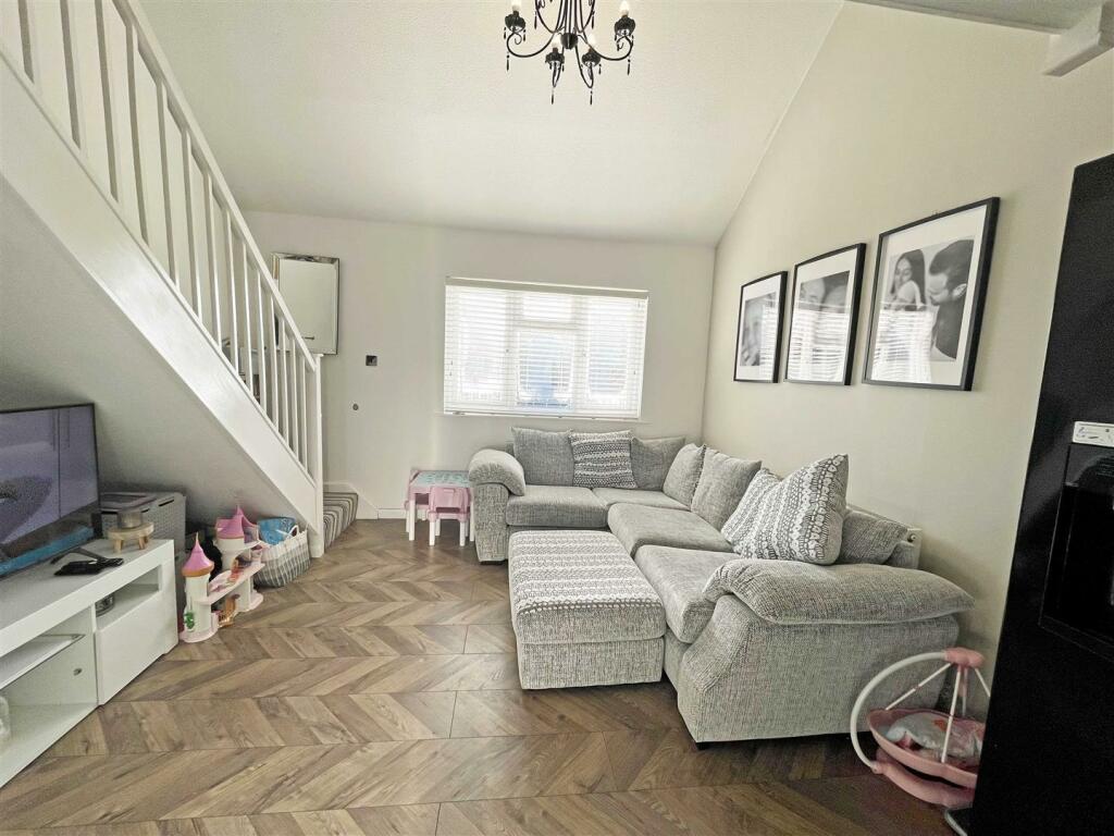 Additional image 2 of Bonington Chase, Springfield, Chelmsford