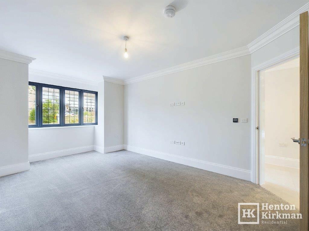 Additional image 3 of Rosslyn Road, Billericay, Essex, CM12 9JN