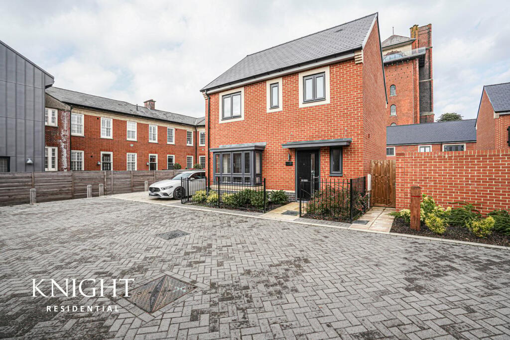 Additional image 30 of Arthur Cross Square, Colchester, CO4