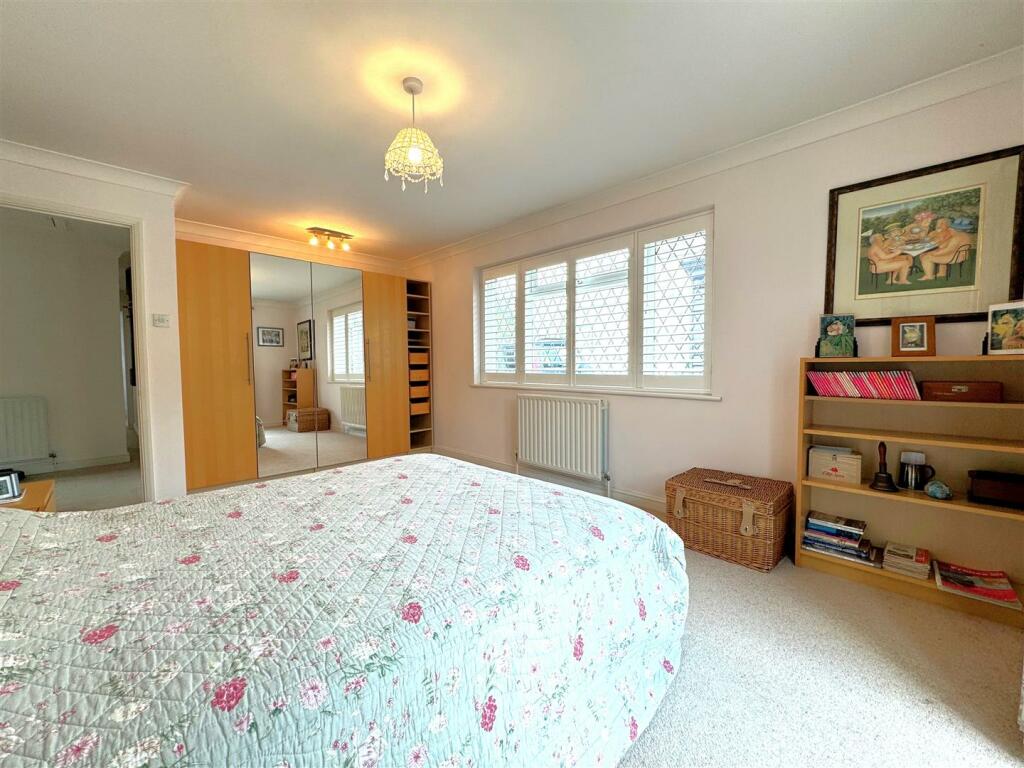 Additional image 16 of Chestnut Farm Drive, Althorne