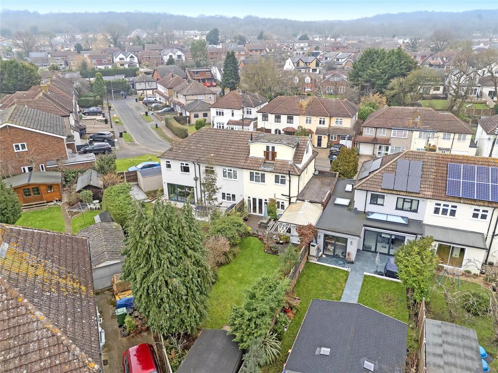 Additional image 15 of The Meadow Way, Billericay, Essex, CM11