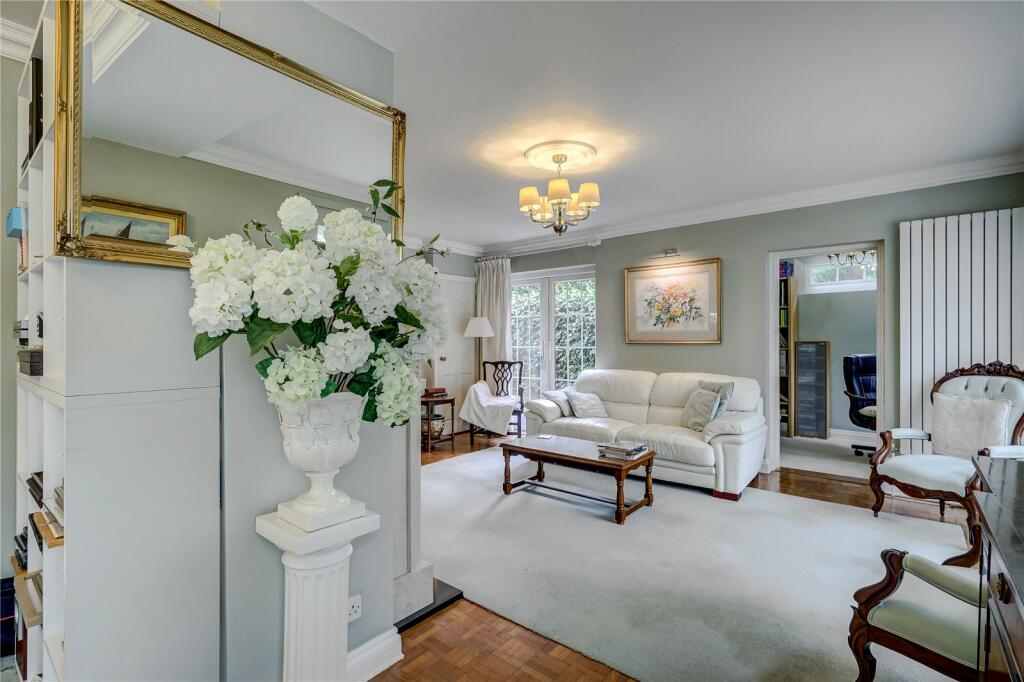 Additional image 11 of Paddock Chase, CM8