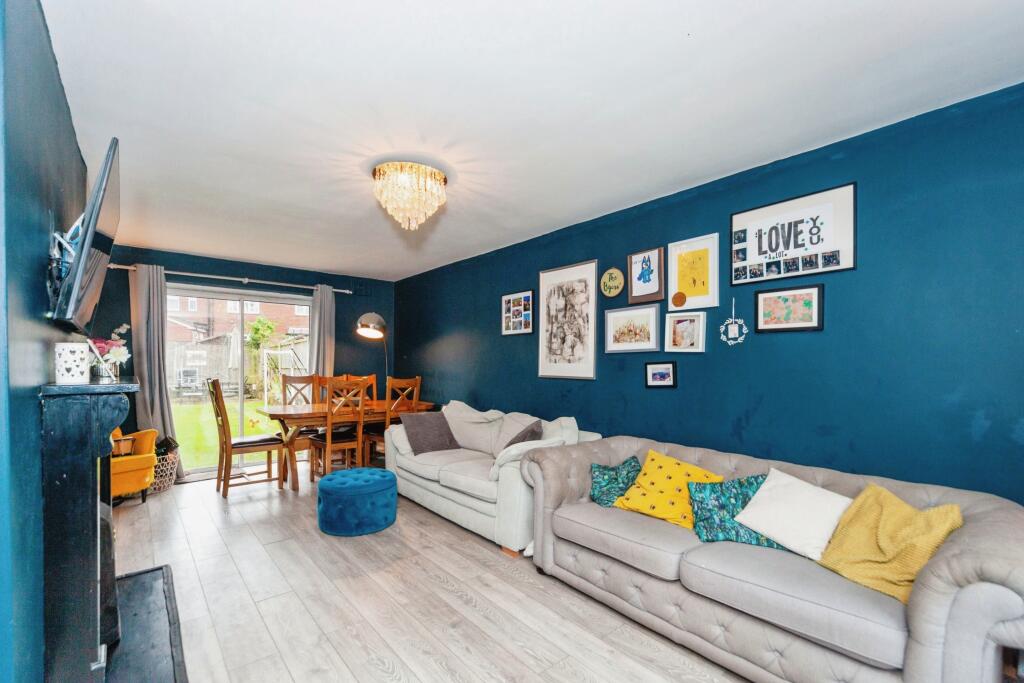 Additional image 18 of Delamere Drive, Great Sutton, Ellesmere Port, Cheshire, CH66