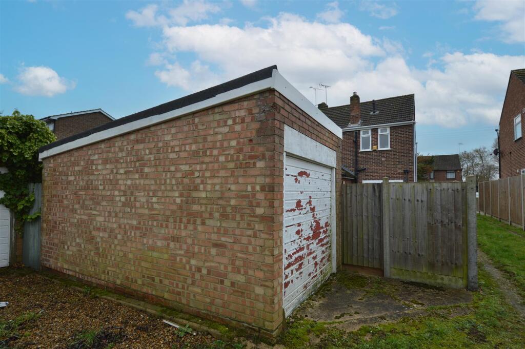 Additional image 19 of Woodland Avenue, Hutton, Brentwood