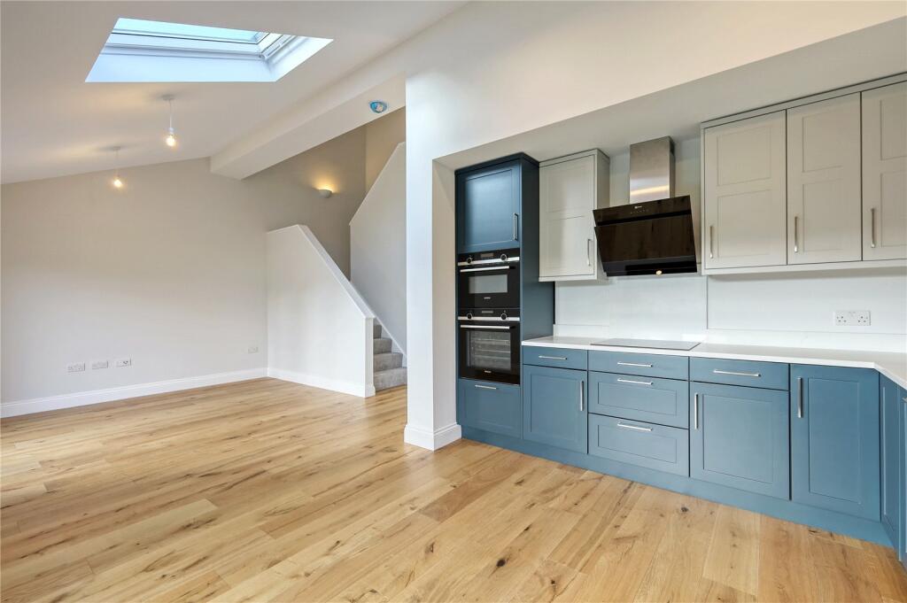 Additional image 12 of Brizes Park, Ongar Road, Kelvedon Hatch, Brentwood, CM14