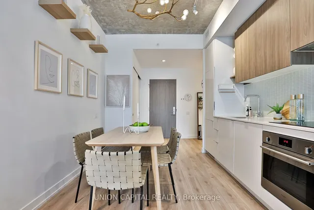 Additional image 8 of 161 Roehampton Ave Unit 203