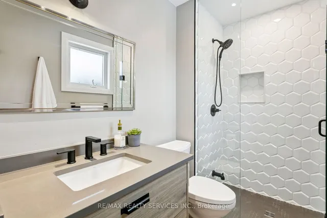 Additional image 24 of 8 Derwent Ave