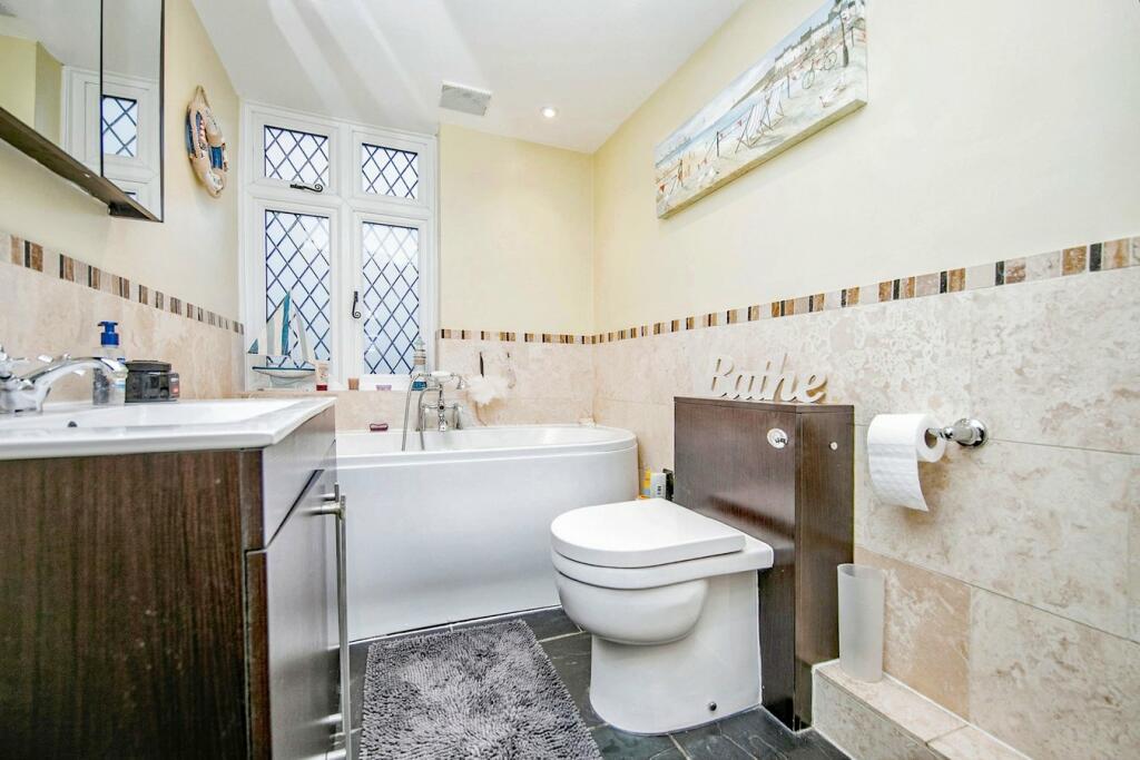 Additional image 15 of Arnold Road, Clacton-on-Sea, CO15