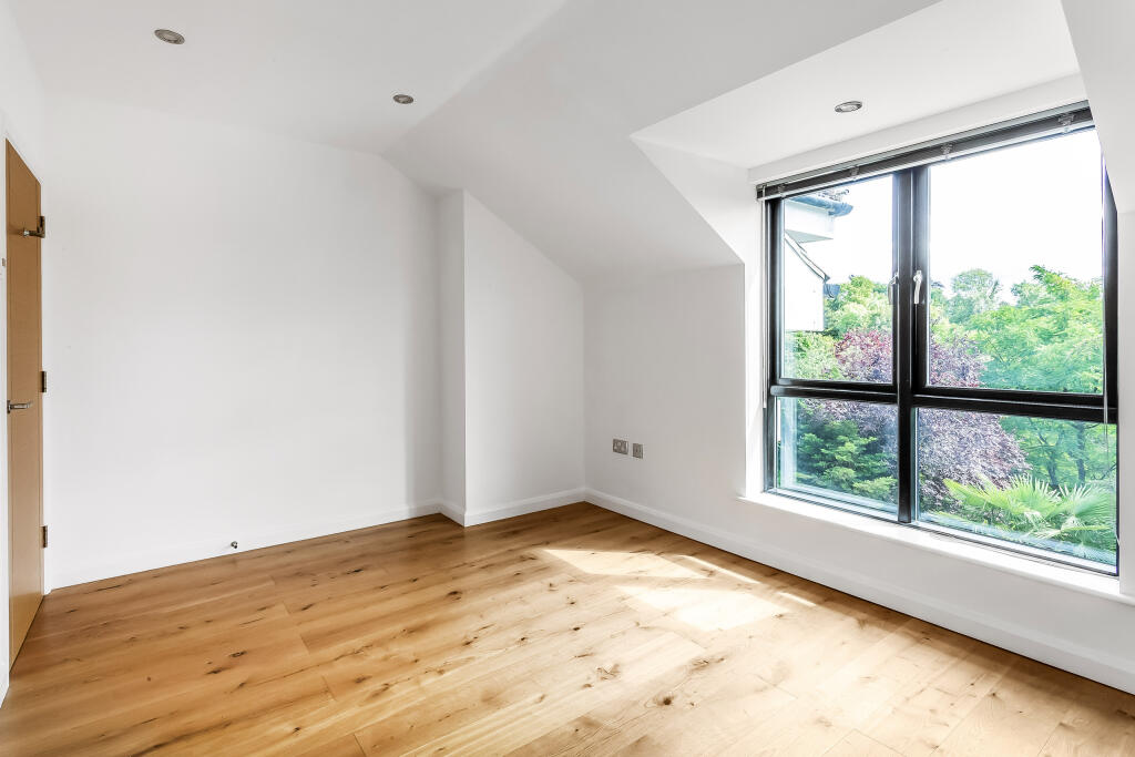 Additional image 6 of Westhall Road, Warlingham, Surrey