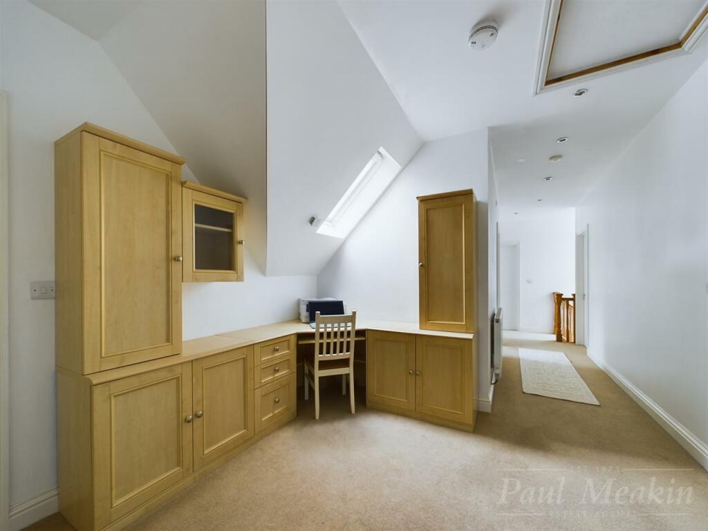 Additional image 26 of Westfield Avenue, South Croydon