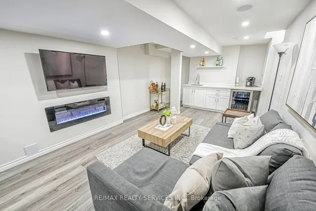 Additional image 27 of 36 Starhill Cres