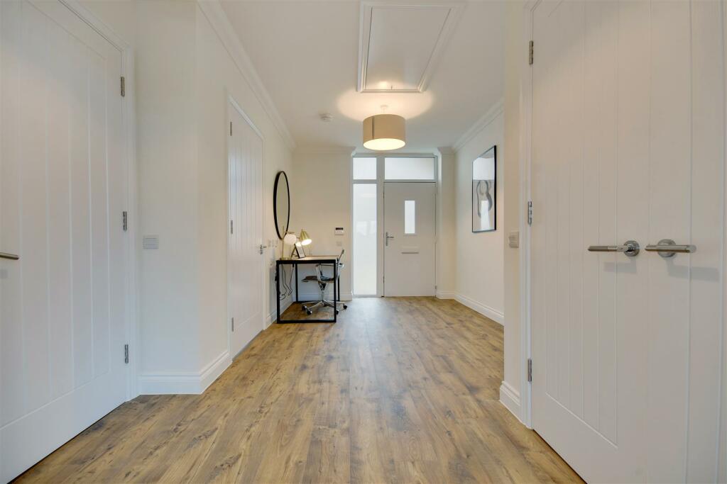 Additional image 7 of 'The Stour' @ Burnham Waters, Maldon Road, Burnham-On-Crouch