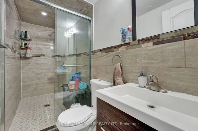 Additional image 35 of 45 Nottingham Cres