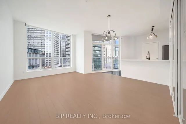 Additional image 12 of 600 Queens Quay Unit SPH16