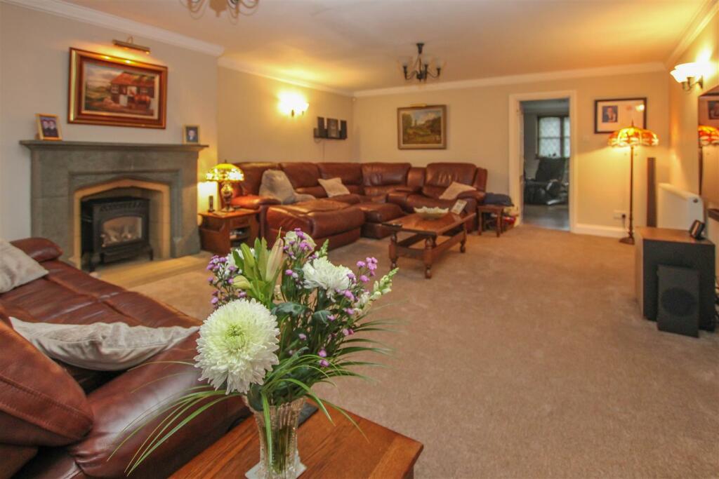 Additional image 6 of Nags Head Lane, Brentwood