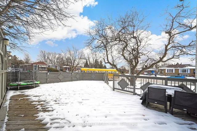 Additional image 40 of 133 Earnscliffe Circ