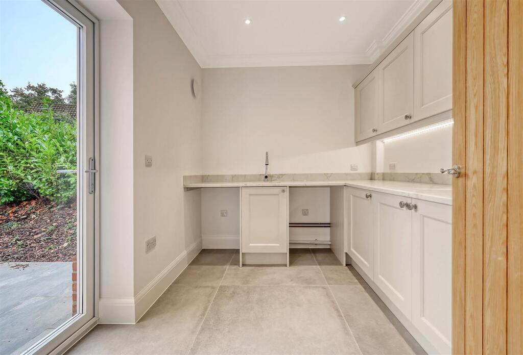 Additional image 11 of Kingsley Road, Hutton, Brentwood