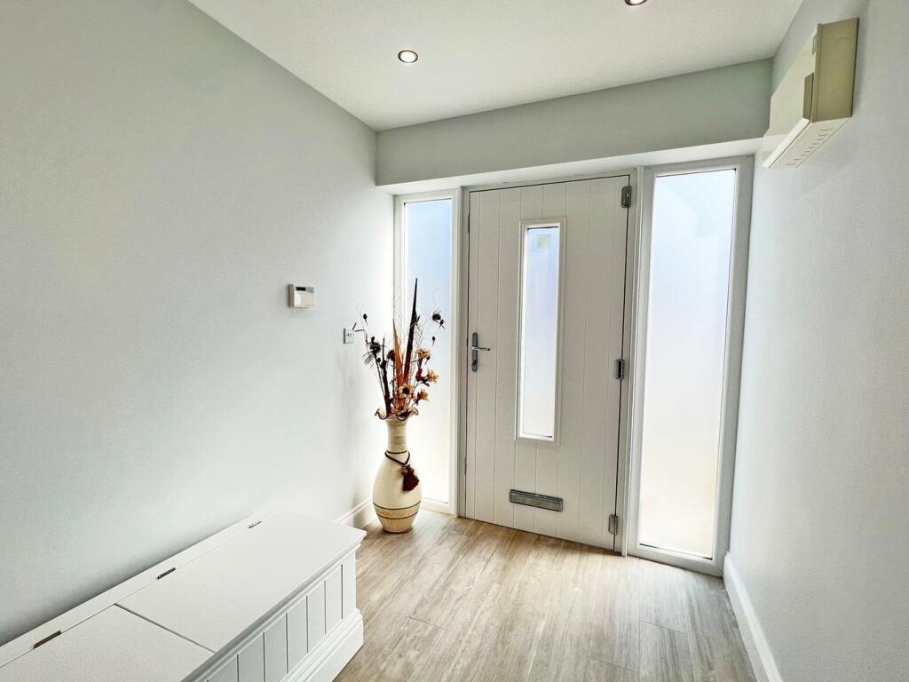 Additional image 18 of Farm Close, KIRBY CROSS, Frinton on Sea, CO13