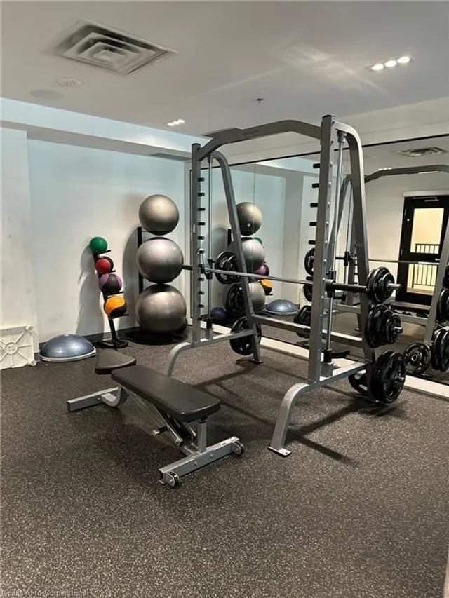 Additional image 23 of 15 Wellington St Unit 204