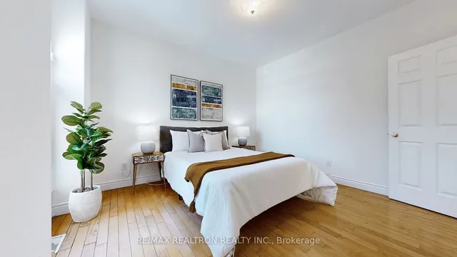 Additional image 18 of 520 Falconridge Cres