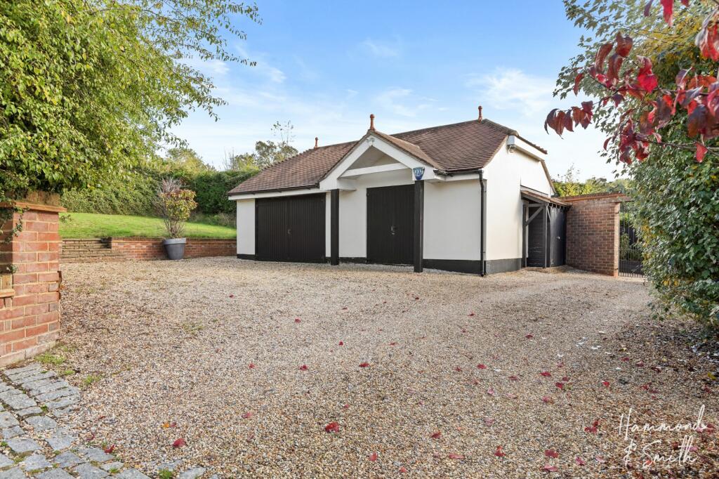 Additional image 20 of Mount End, Theydon Mount, CM16