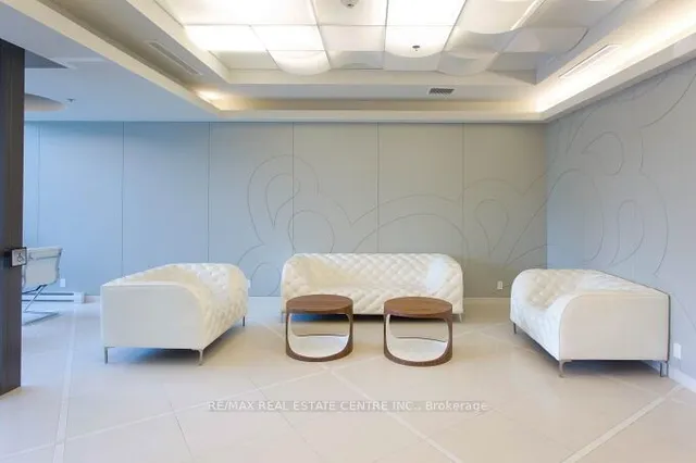 Additional image 10 of 80 Esther Lorrie Dr Unit 1116