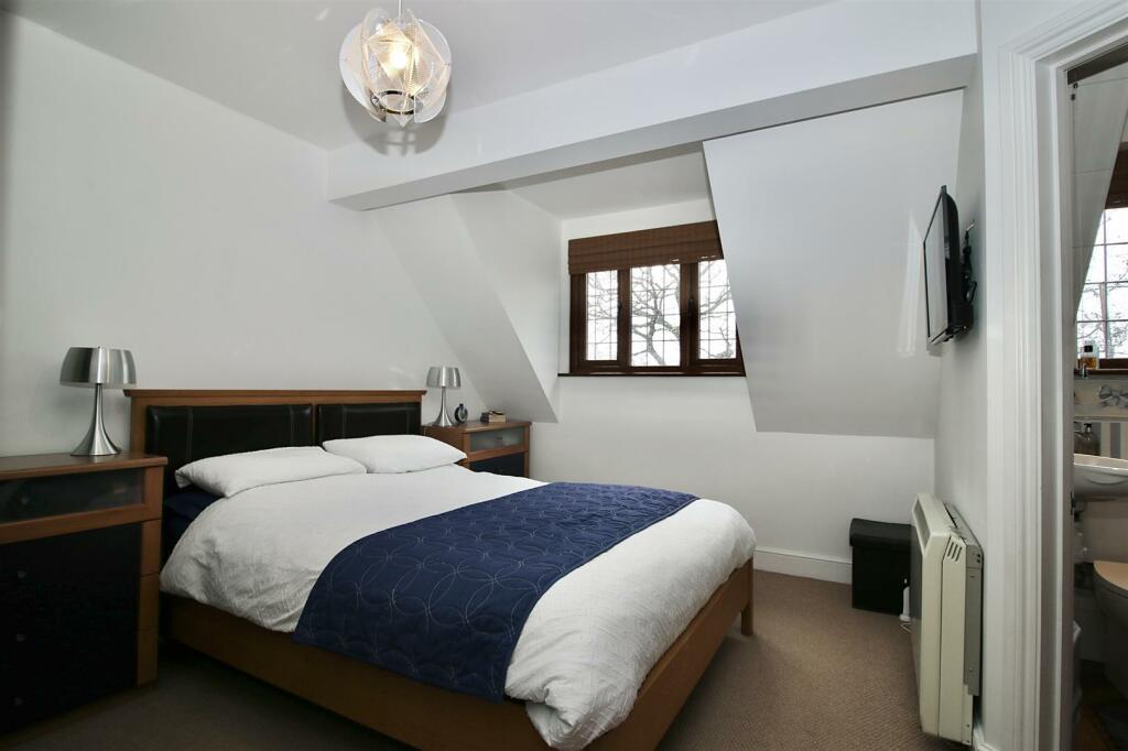 Additional image 11 of Rectory Road, Little Burstead