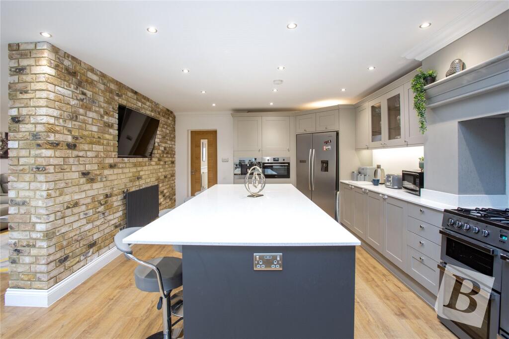 Additional image 7 of Hatch Road, Pilgrims Hatch, Brentwood, Essex, CM15