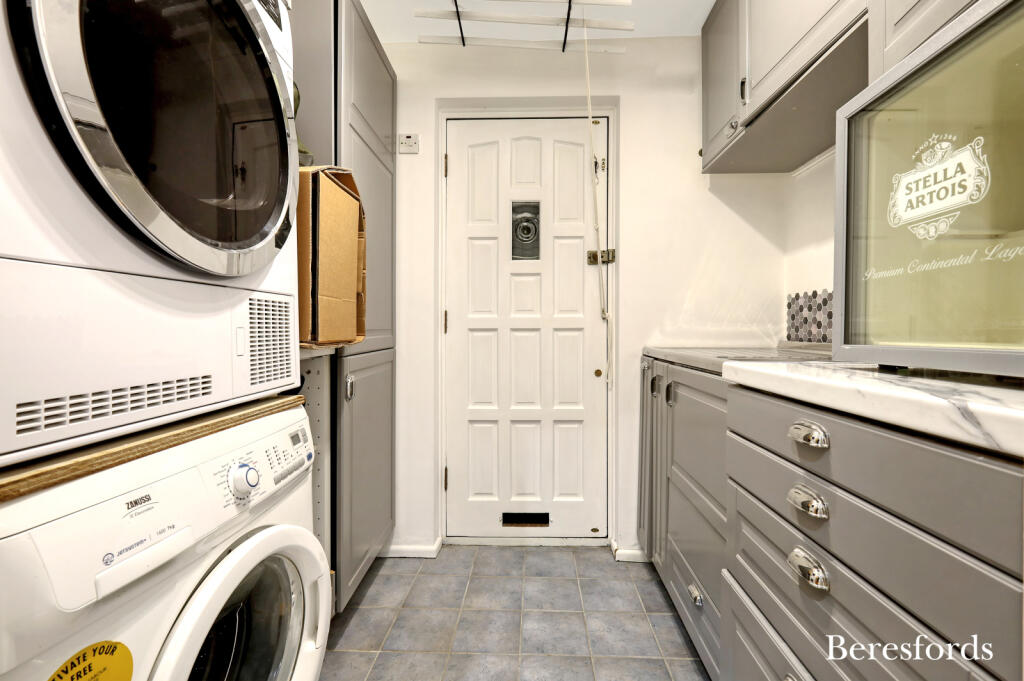 Additional image 19 of Hall Green Lane, Hutton, CM13