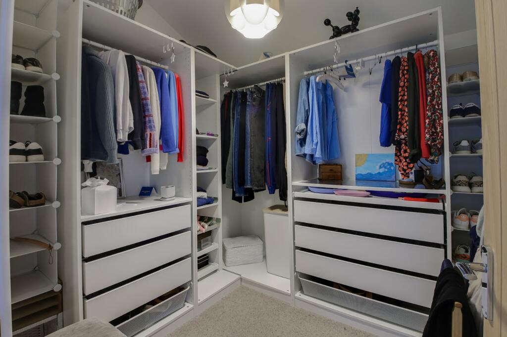 Additional image 31 of Eastern Promenade, Point Clear Bay, Essex, CO16