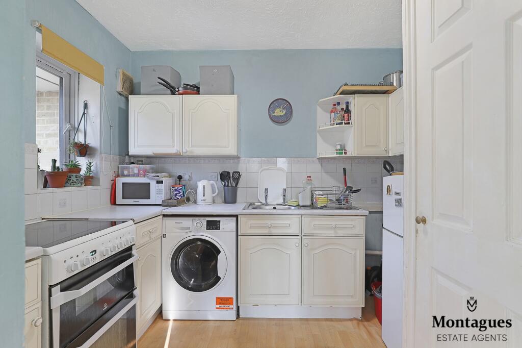 Additional image 13 of Woodland Grove, Epping, CM16