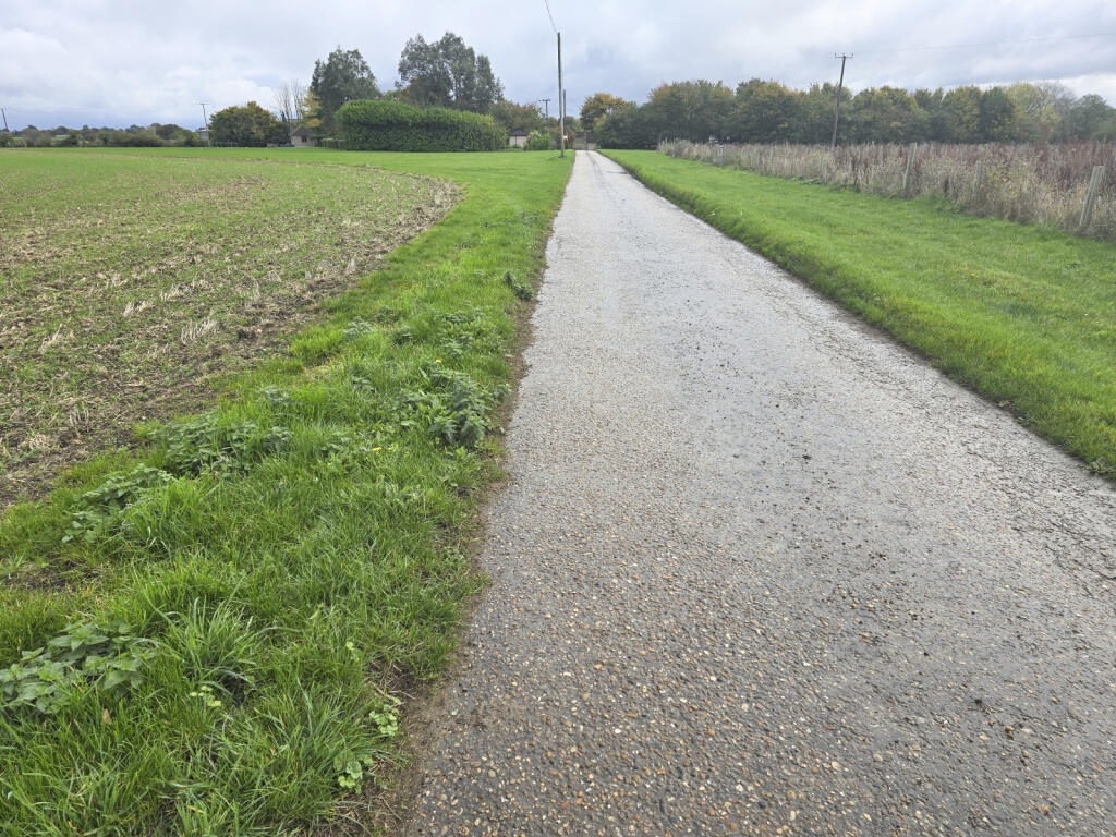 Additional image 4 of Bishops Green, Barnston, Dunmow, Essex, CM6