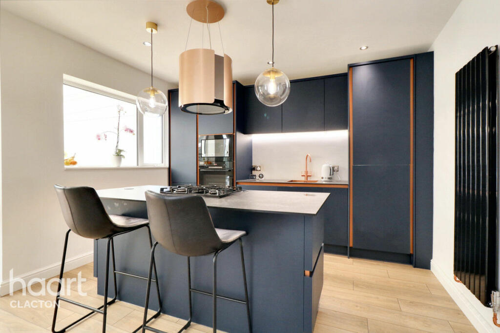 Additional image 20 of Leas Road, Clacton-On-Sea